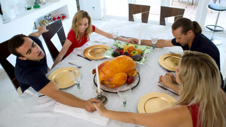 Family Strokes – Thanksgiving Day Fun – Angel Smalls , Codi Lewis